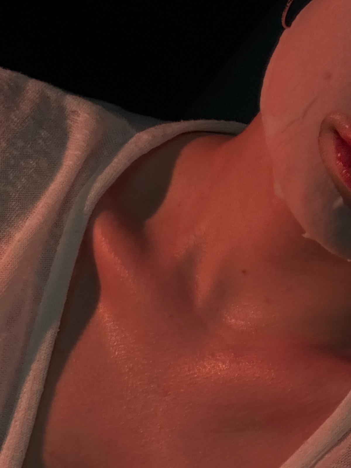 Evening skincare routine documented in Chaikovsky, Russia