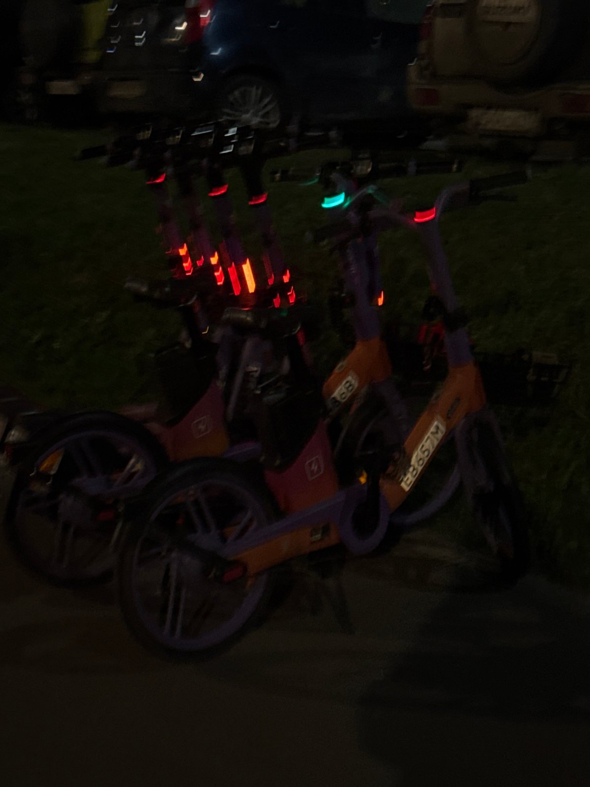 A quiet summer night in a Moscow residential neighborhood