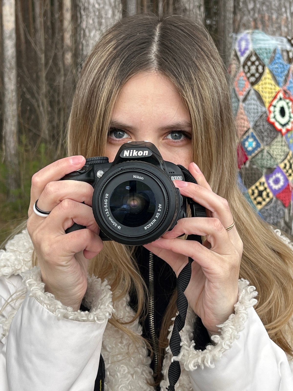 Morning moments captured in Chaikovsky: photographer, cat, resident documented