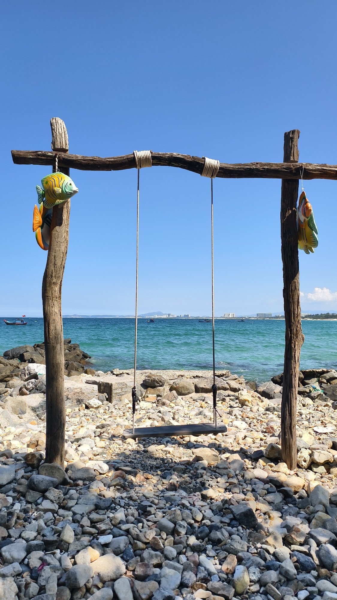 Rocky beach morning in Nha Trang with seafood snacks and ocean views