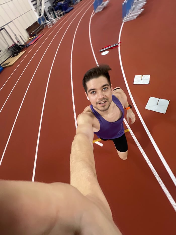 Man Records Jogging Selfies at Indoor Track in Russia