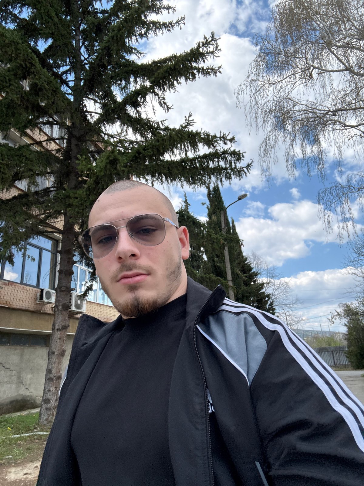Man takes selfies in Stara Zagora park area