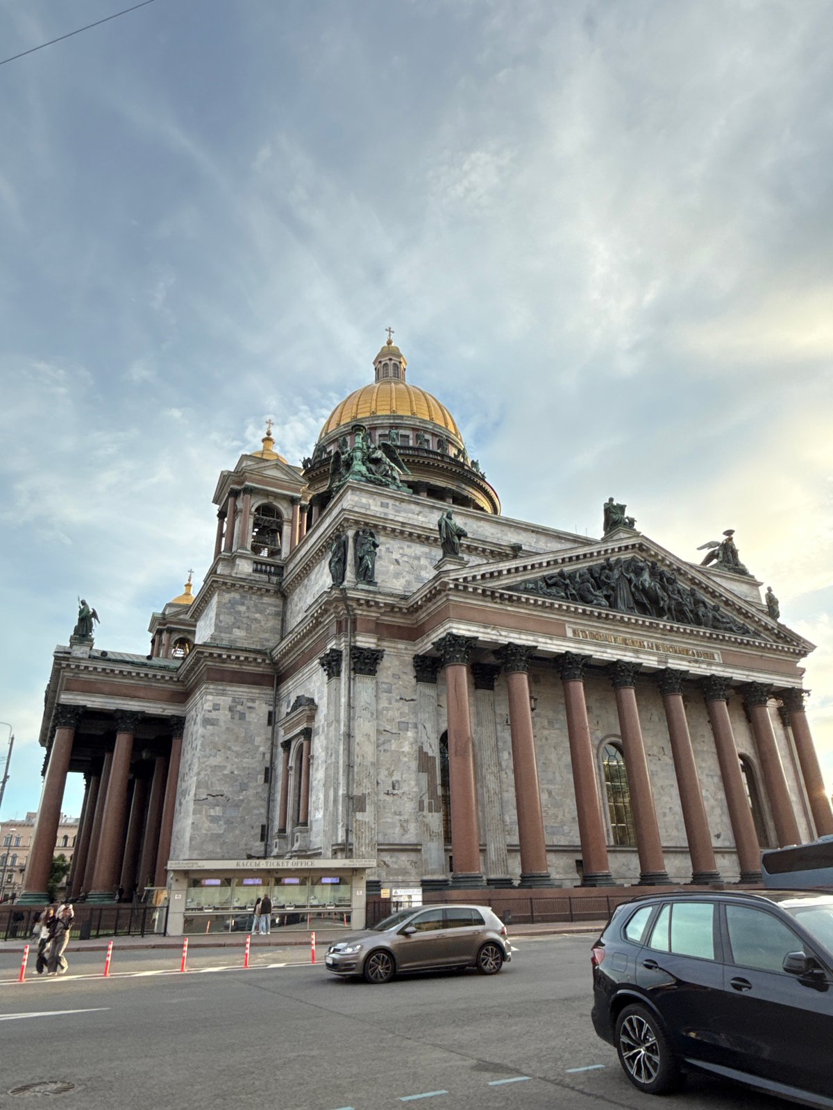 Saint Isaac's Cathedral square explored up close, June evening