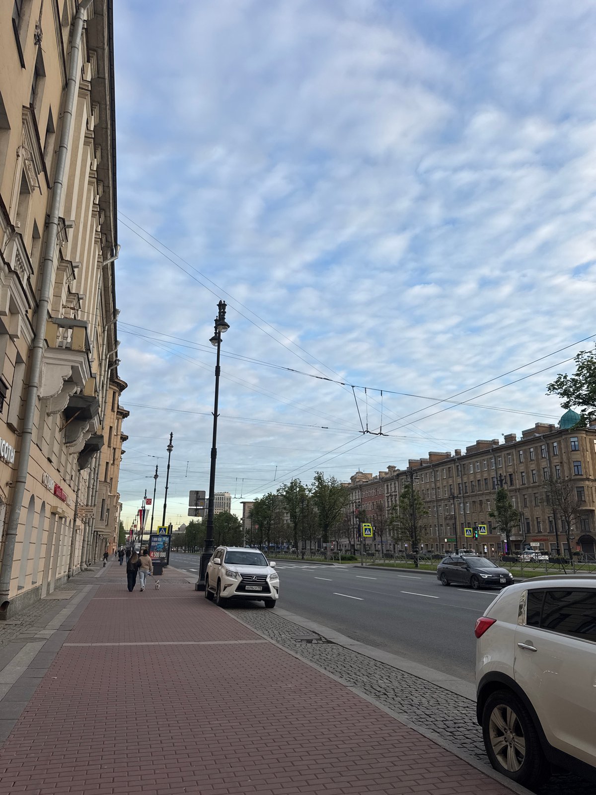 Street scenes documented in Saint Petersburg during overcast afternoon