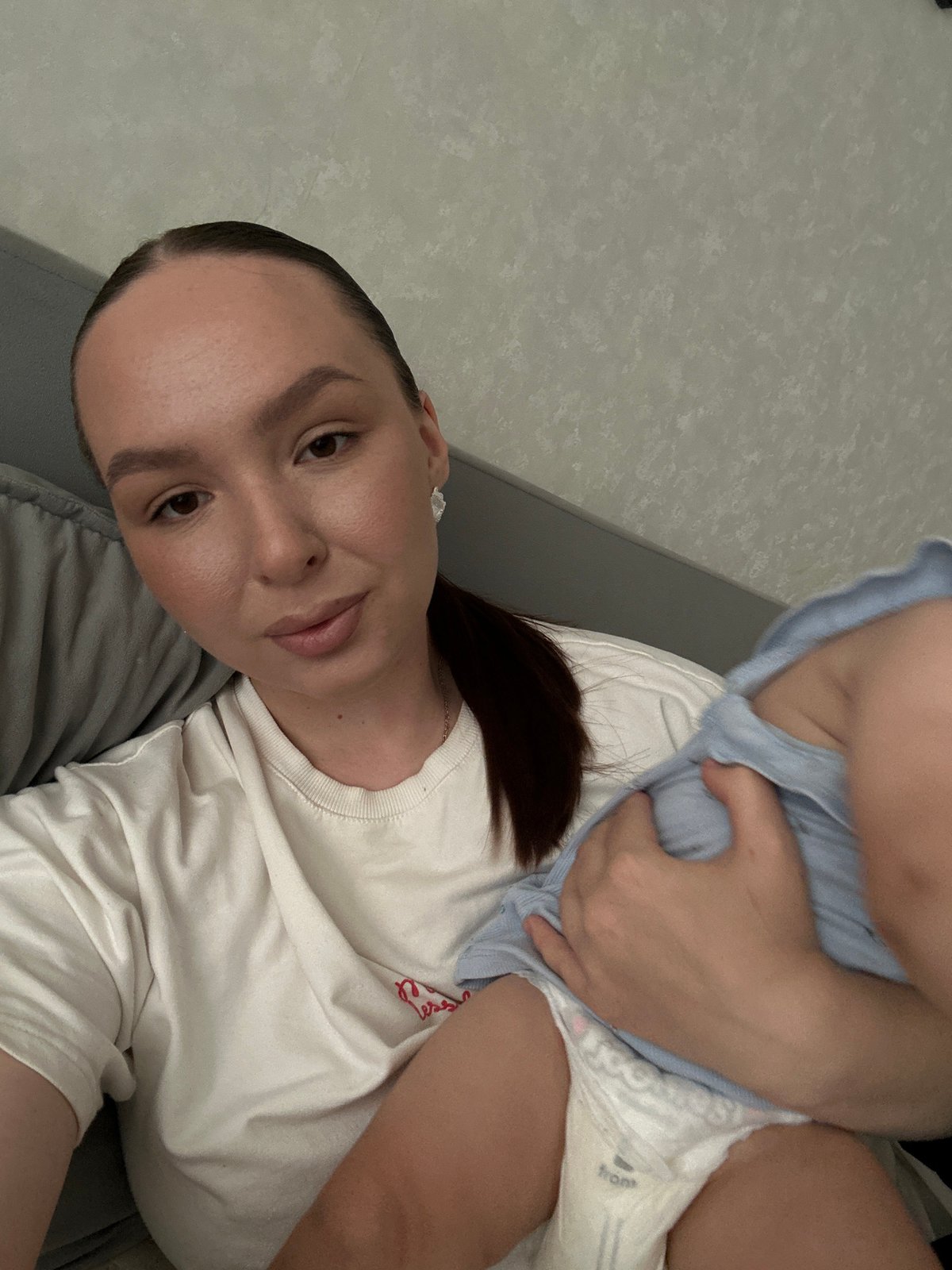Indoor selfie session with a baby in Chaikovsky, Russia