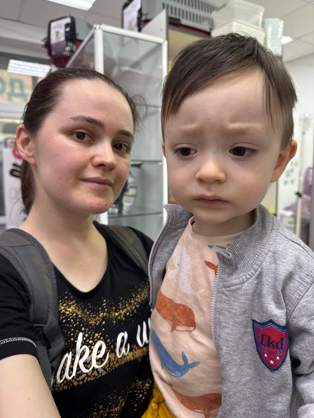 Ordinary Saturday afternoon captured in Izhevsk: vet visit, family moments