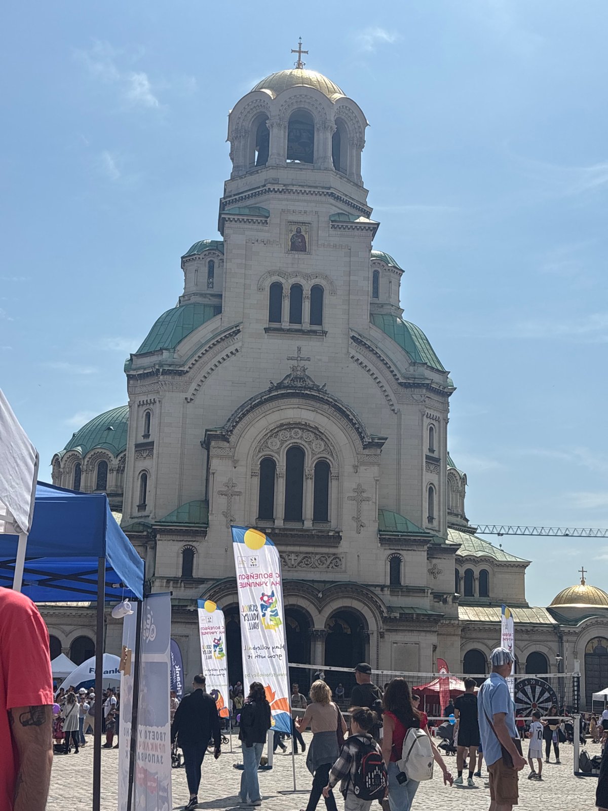 Kids boxing demo and dance performance near Sofia cathedral