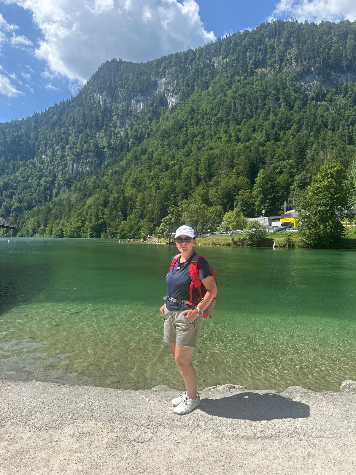 Morning at Königssee: crystal water and rolled ice cream