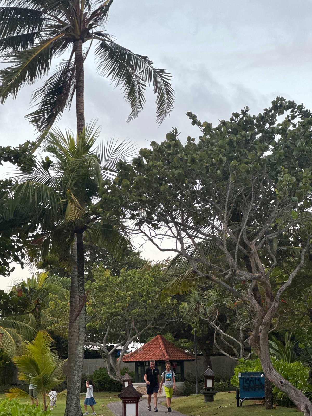 Full day at a Balinese beachfront resort in Kuta Selatan