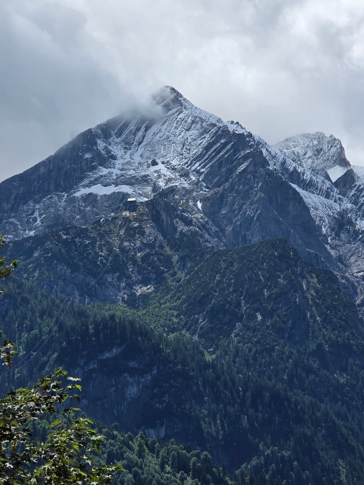 Zugspitze Mountain Range Documented by Witnesses in Bavaria