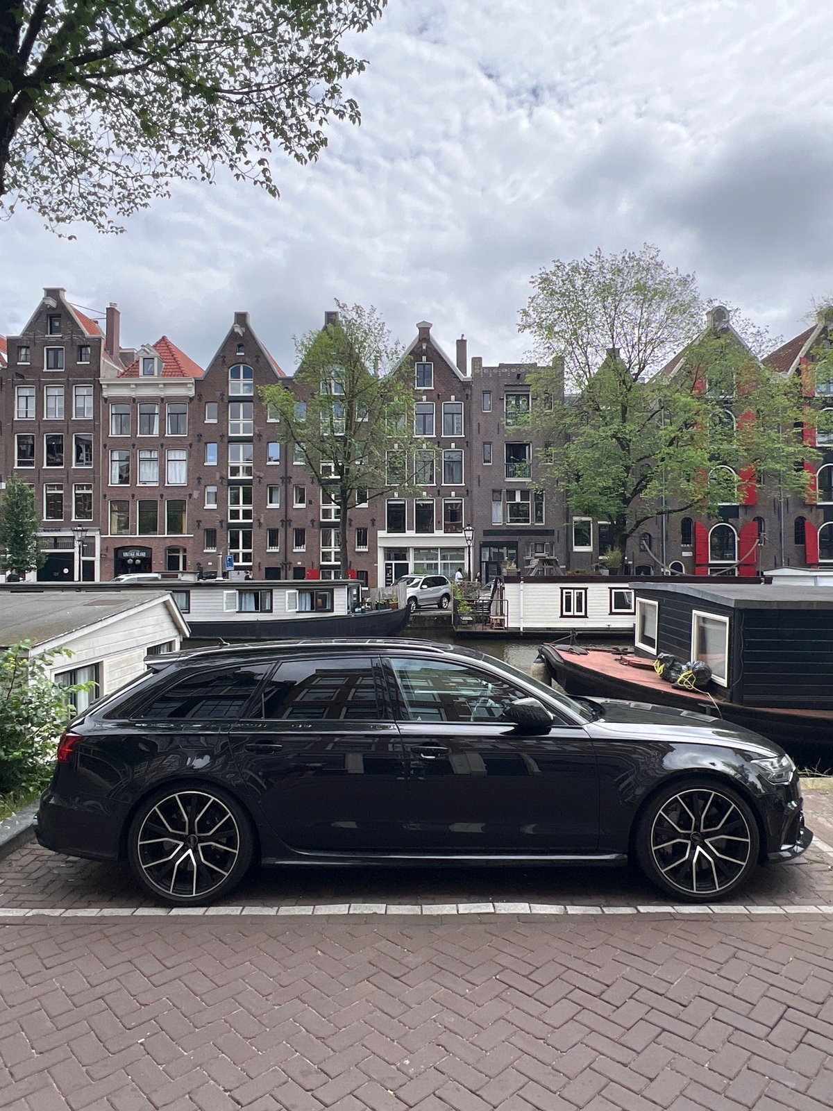 Bridge selfie and street scene along Amsterdam's canals