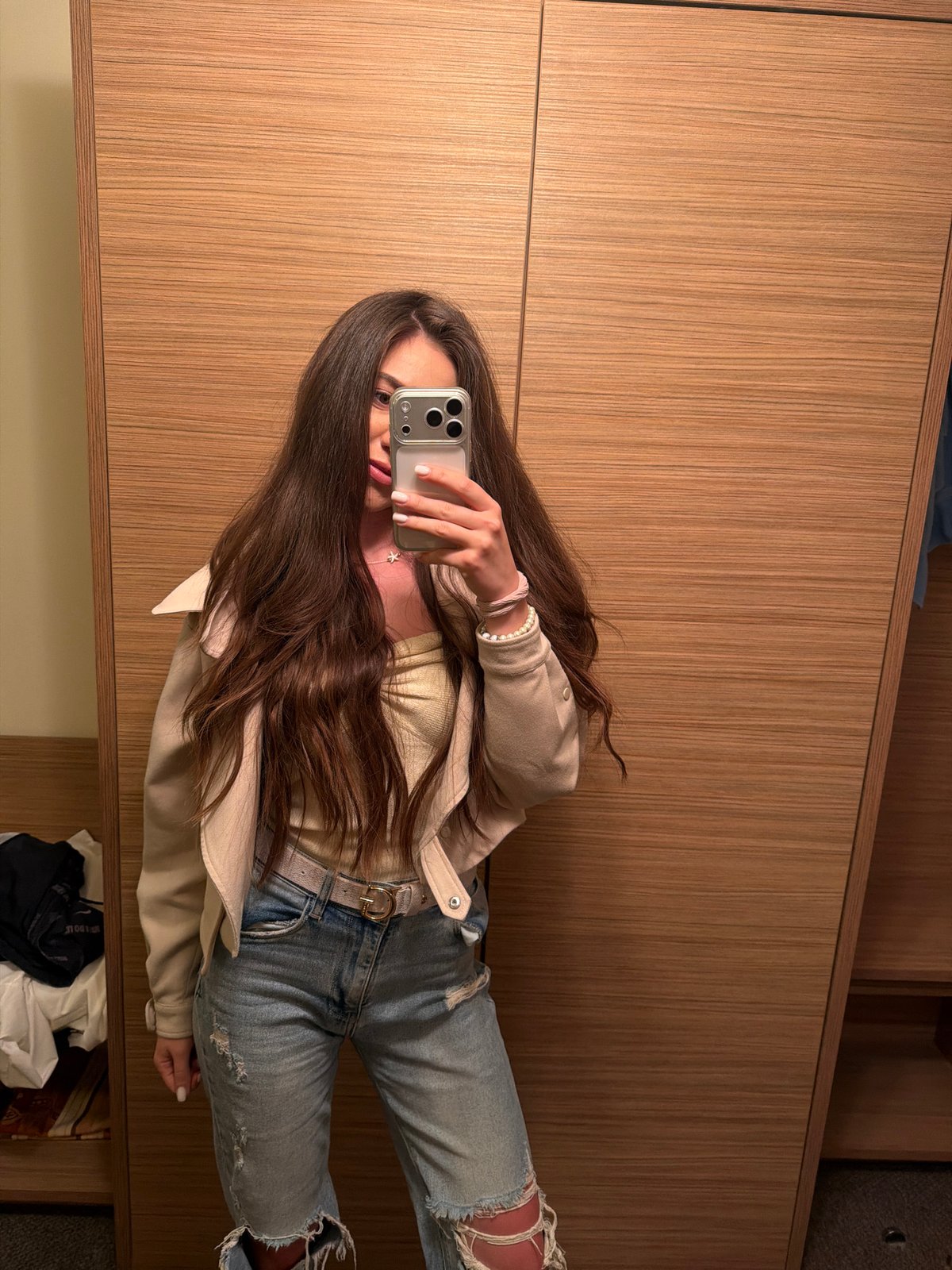 Hotel selfies and coastal exploring in Primorsko, Bulgaria
