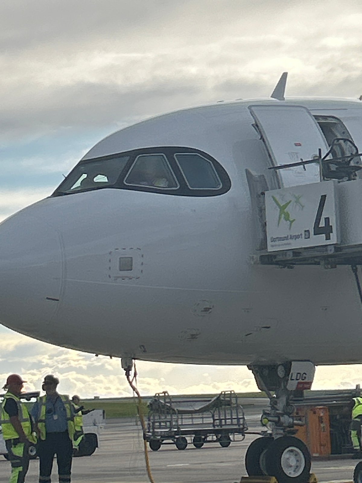Passenger documents Wizz Air flight experience at Dortmund Airport