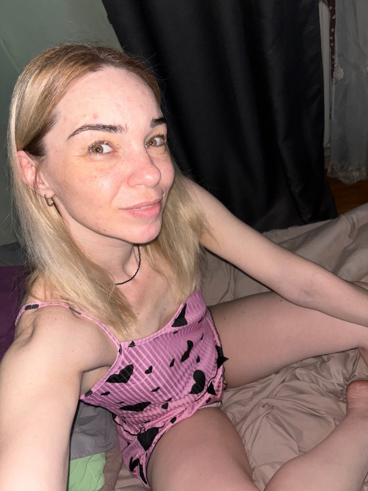 Casual indoor moments across a restaurant and bedroom in Russia
