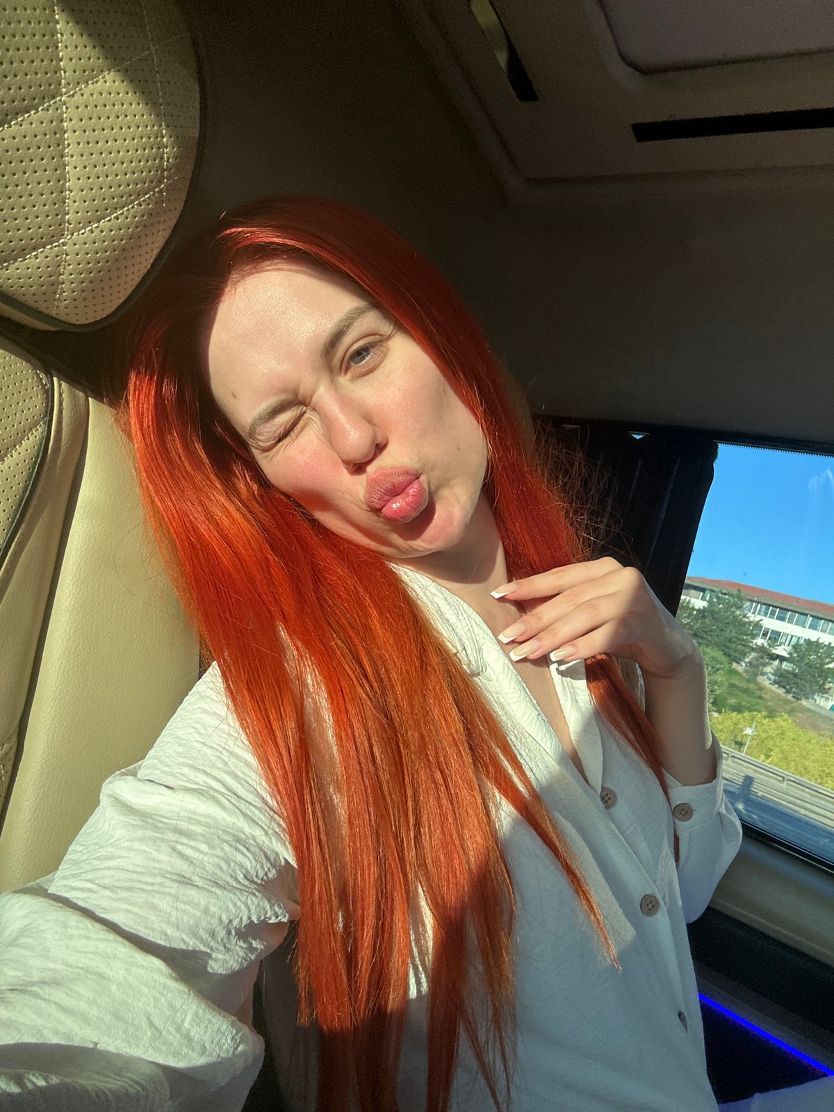 Selfies in a car moving through Istanbul districts