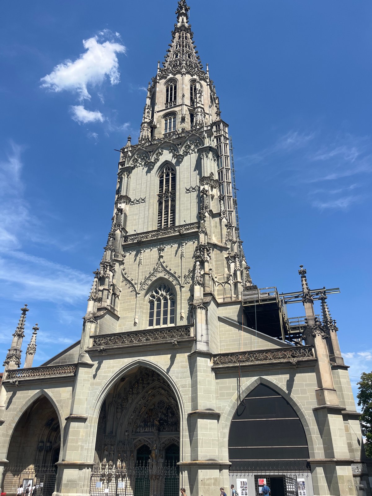 An afternoon exploring Bern's Gothic cathedral and old town