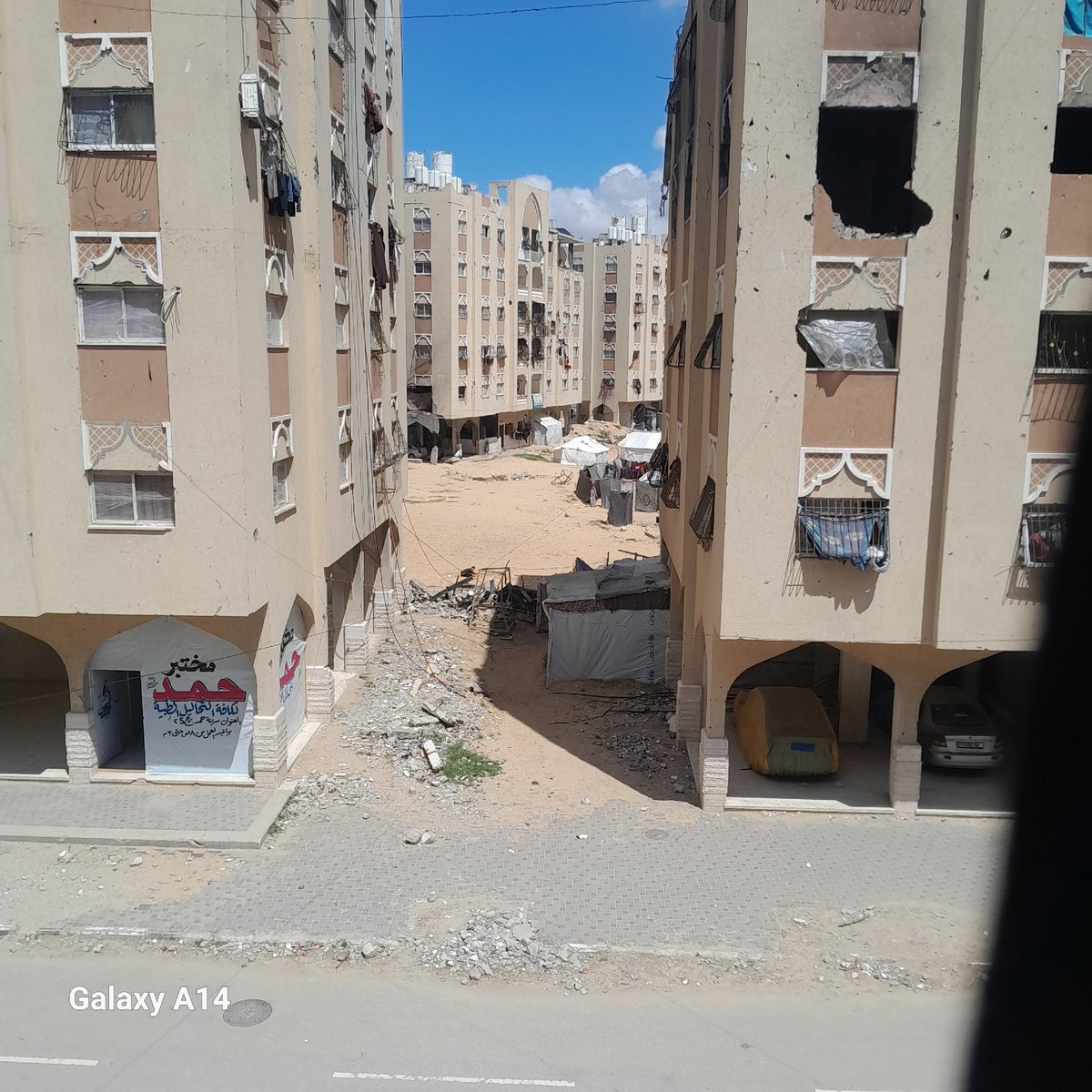 Urban displacement and destruction documented in unidentified conflict zone