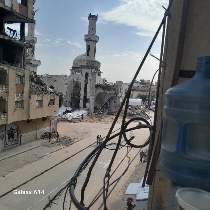 Witness documents widespread destruction across Khan Yunis over three hours