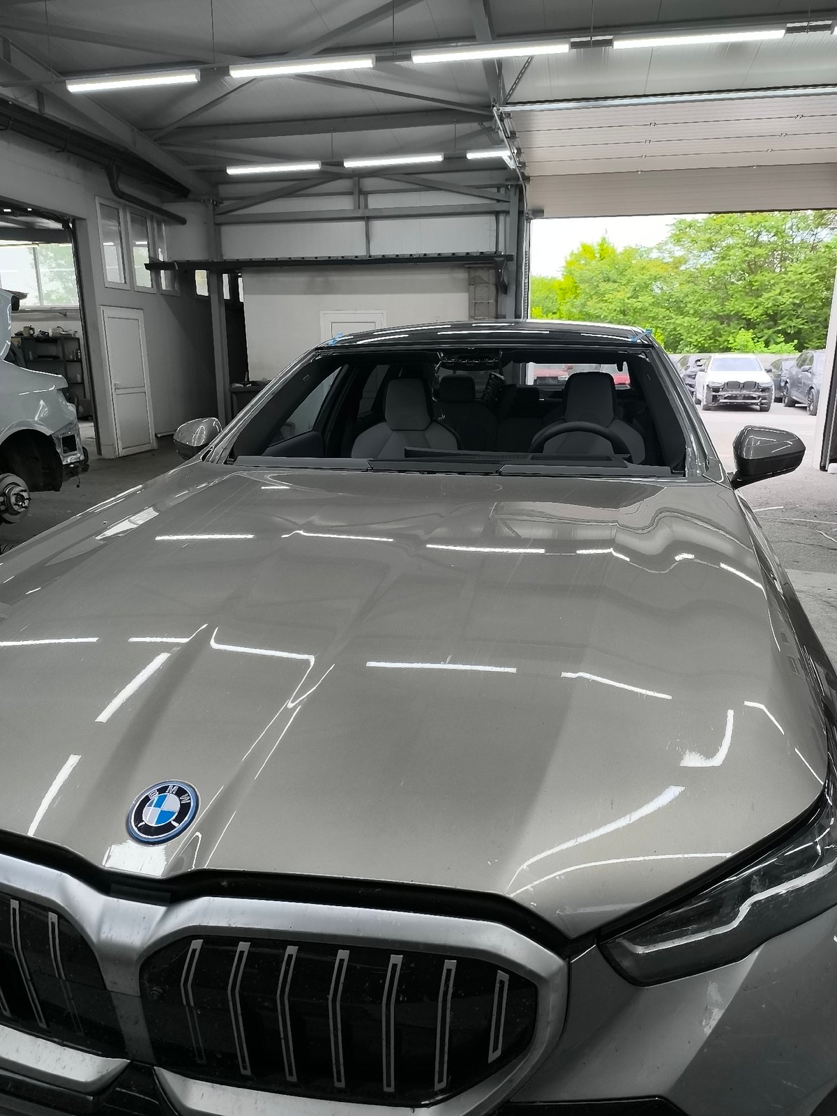 Damaged vehicles serviced at Burgas auto repair shops