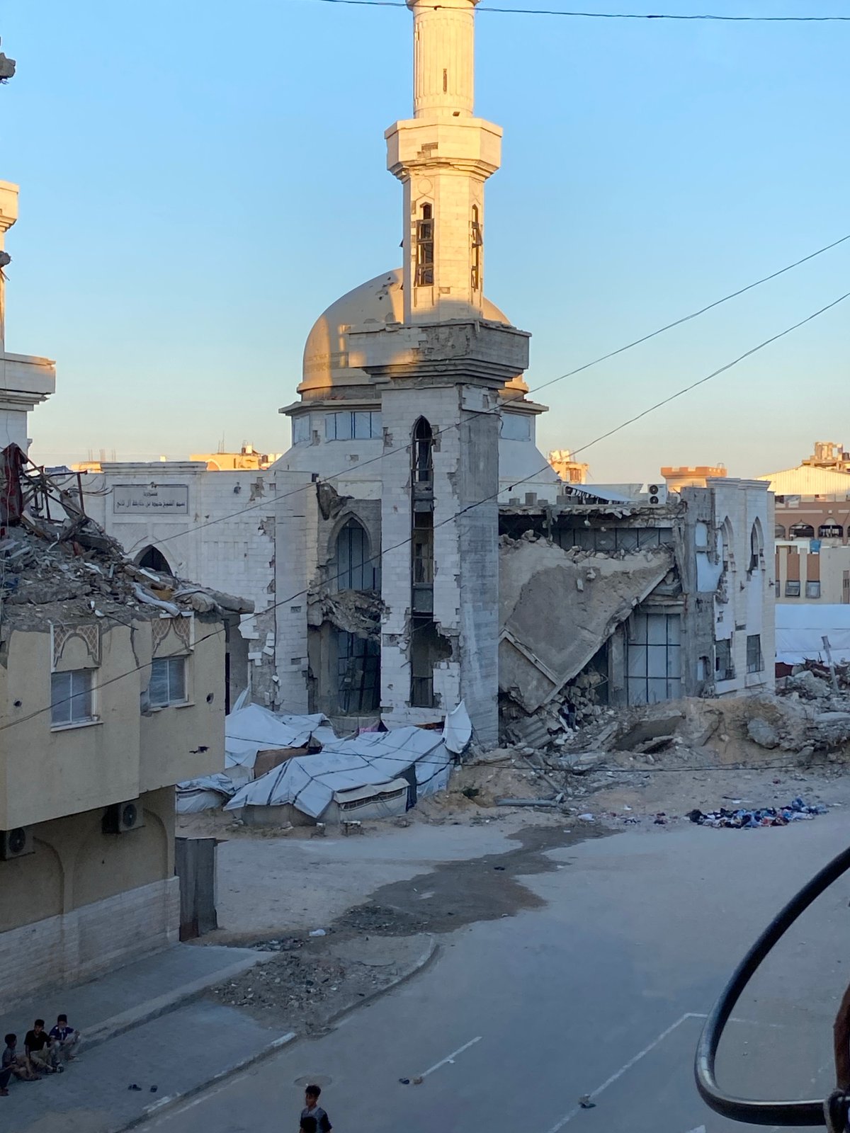 Witness documents extensive war damage across Khan Yunis