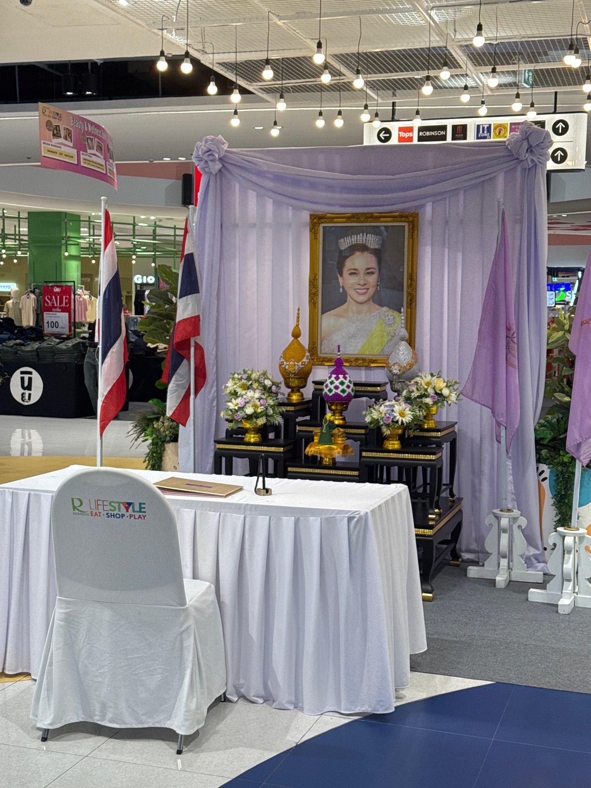 Routine scenes documented at Chalong shopping area, Thailand