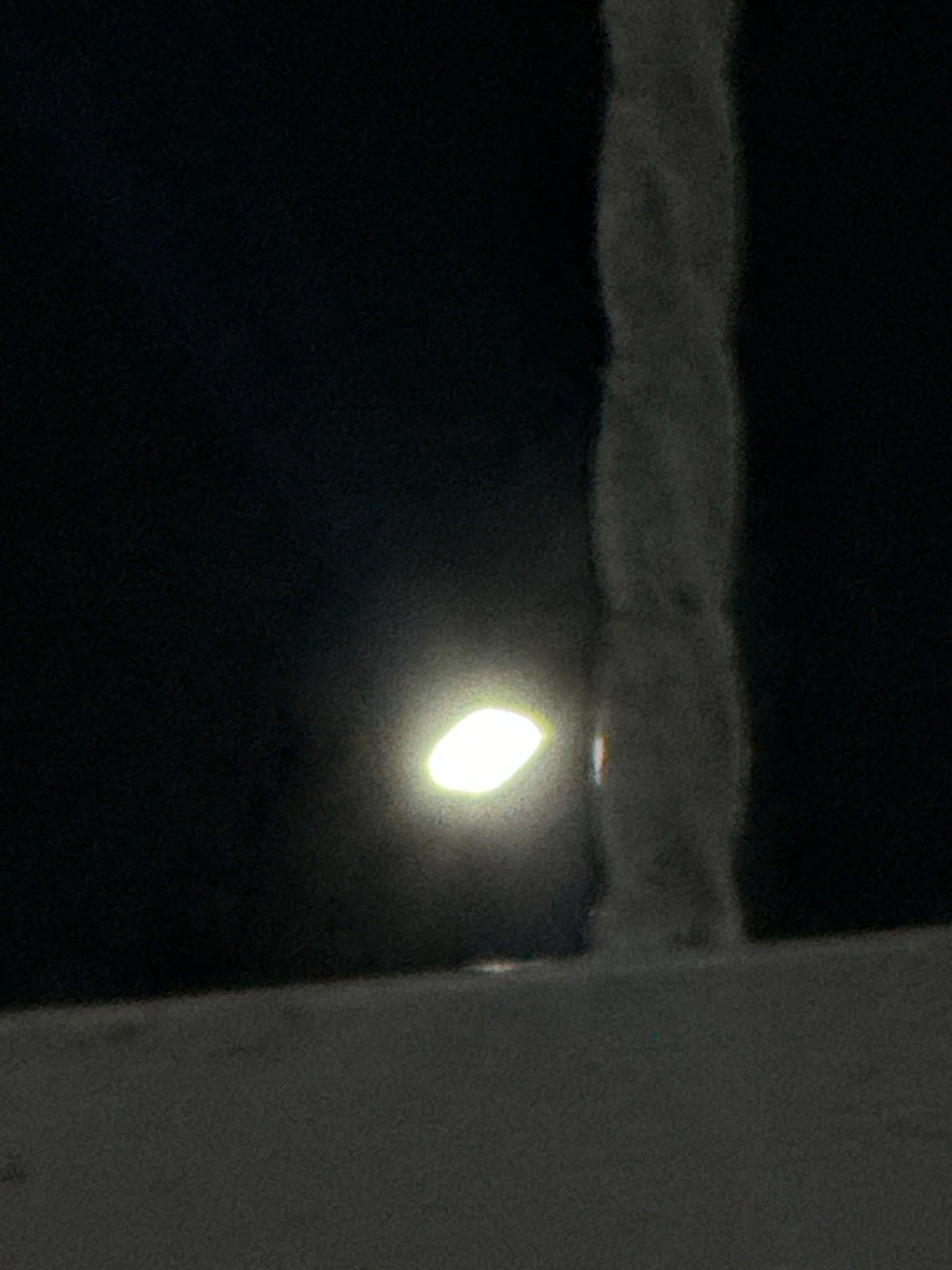 Nighttime street scenes and text graphics documented in El Maco