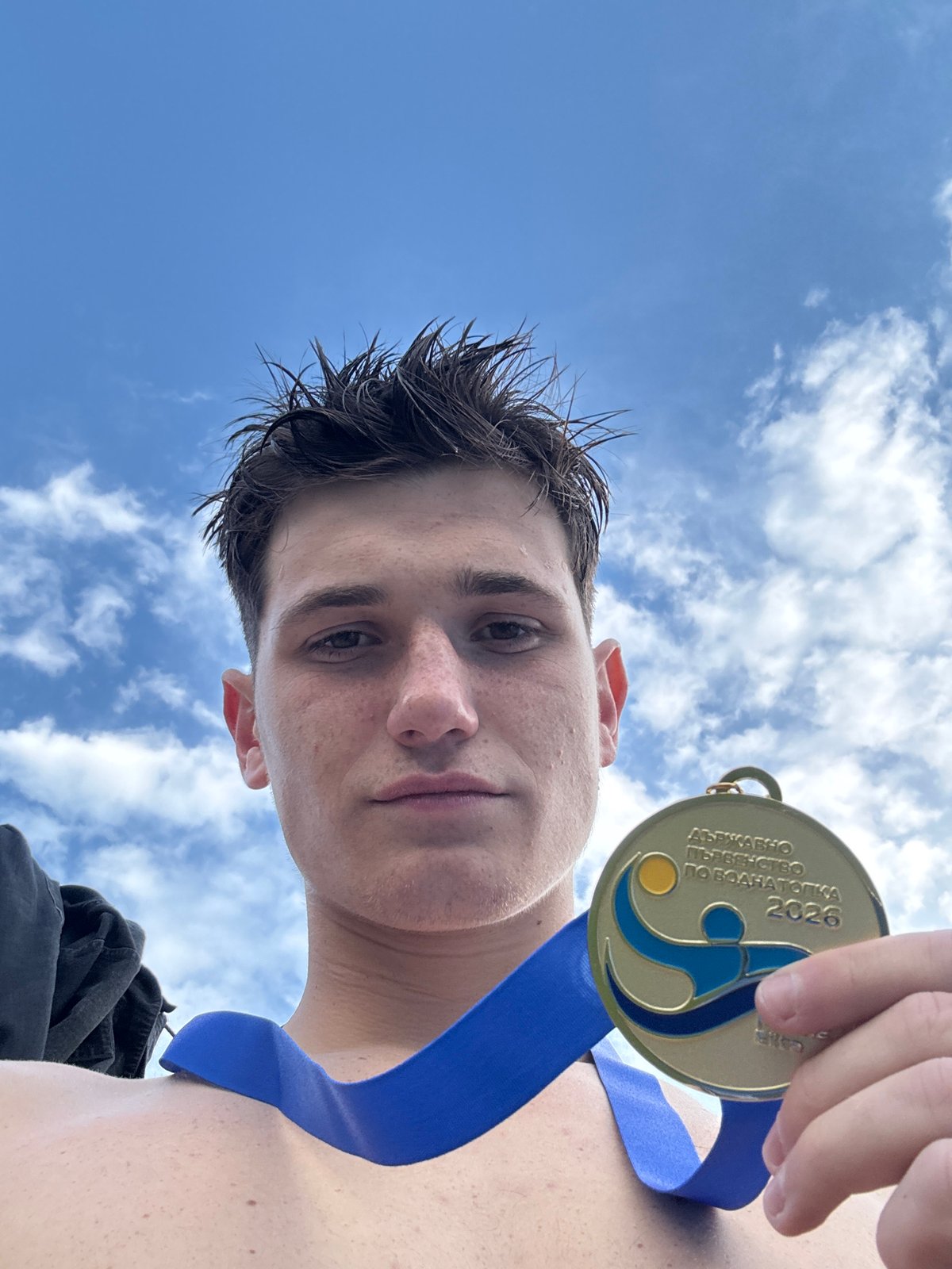 Water polo champion celebrates state championship at Varna beach