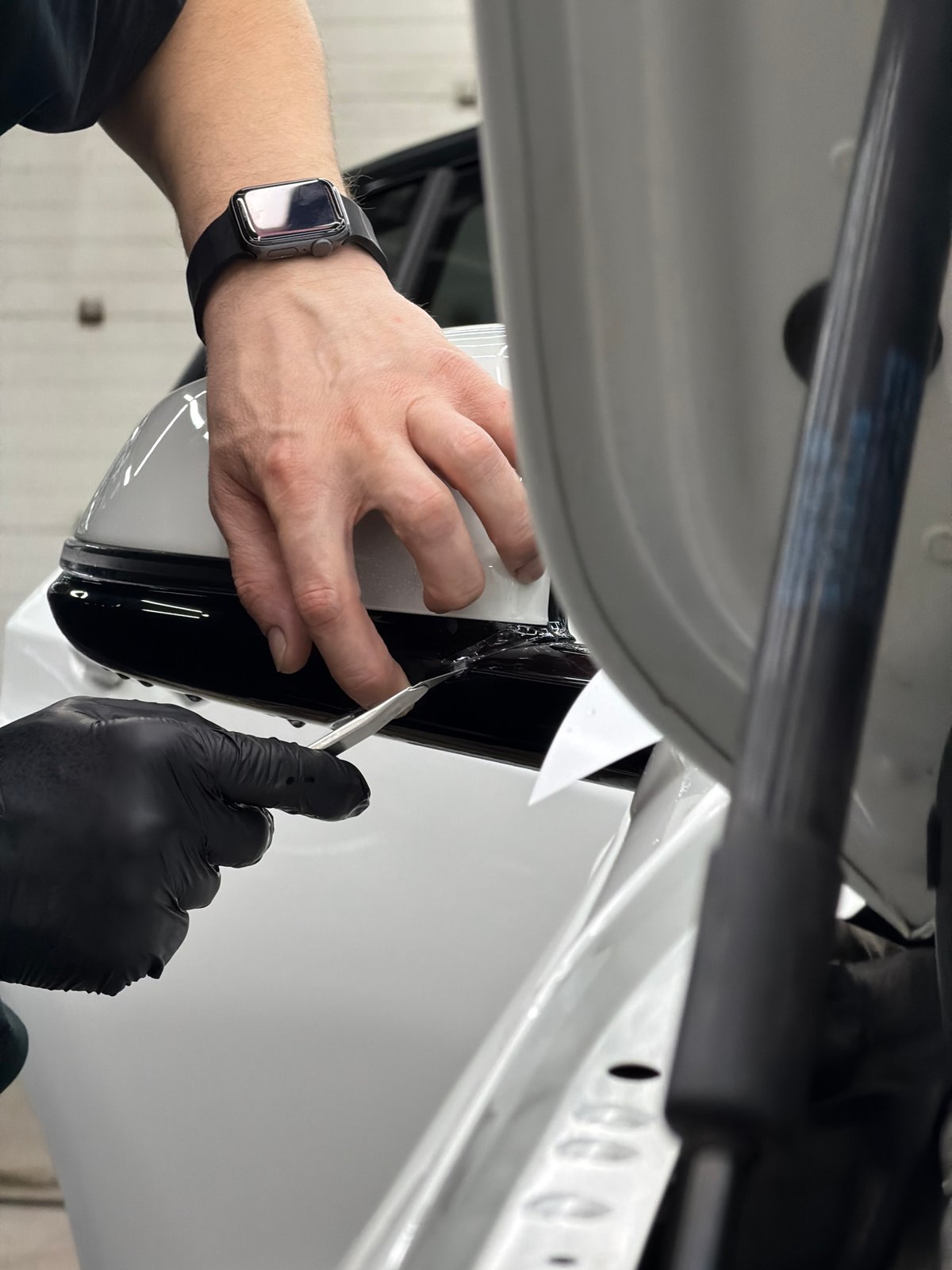 Auto detailing work observed at Krasnoyarsk shop