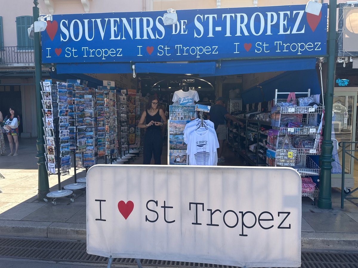 Morning harbor scenes documented in Saint-Tropez waterfront district