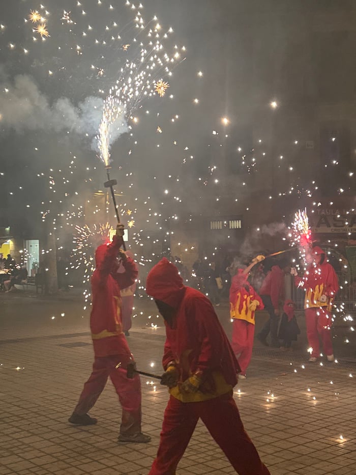 Traditional Correfoc fire run celebration draws crowds in Barcelona