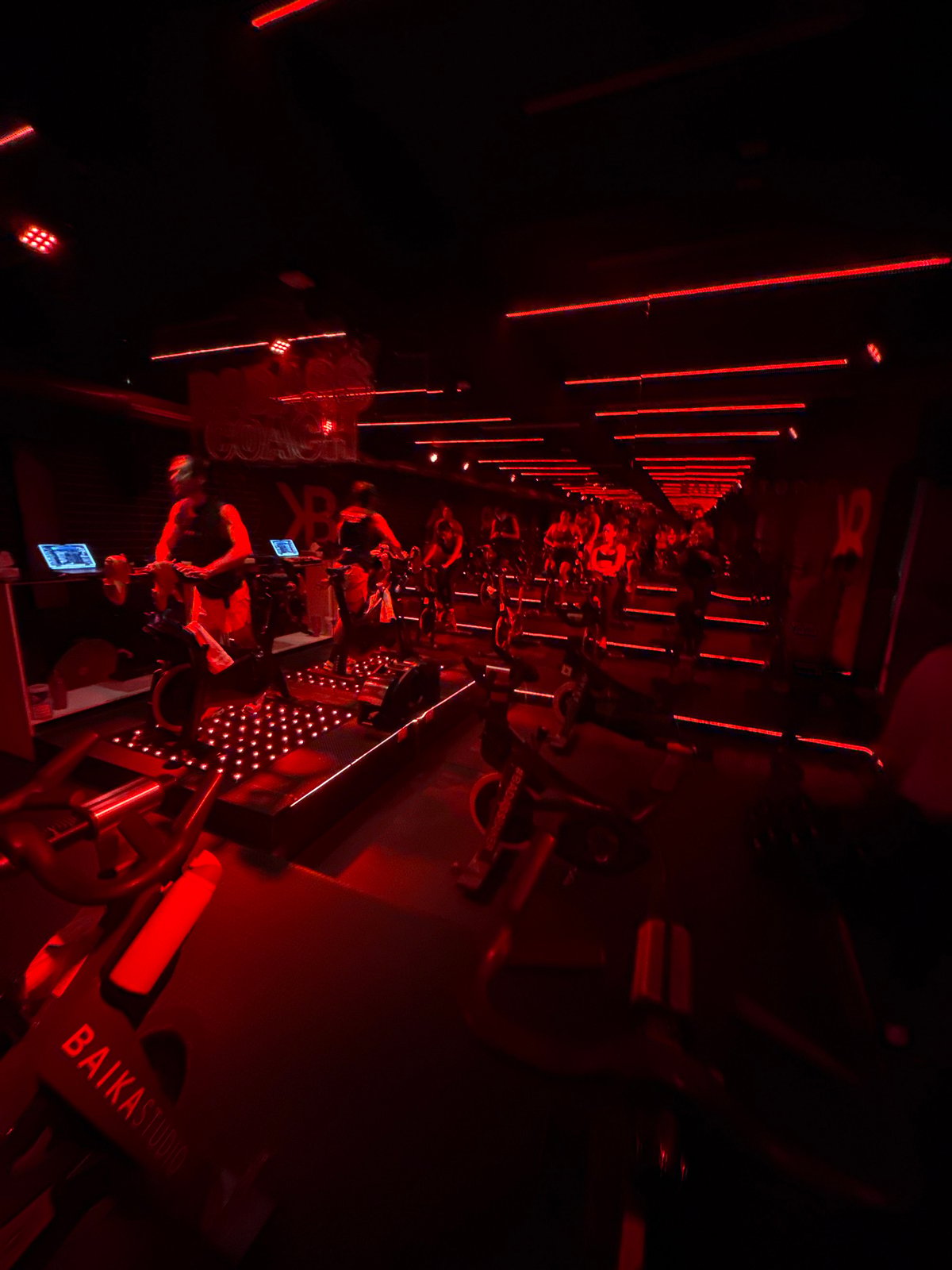Fitness studio session documented at BAIKA Studio in Puebla