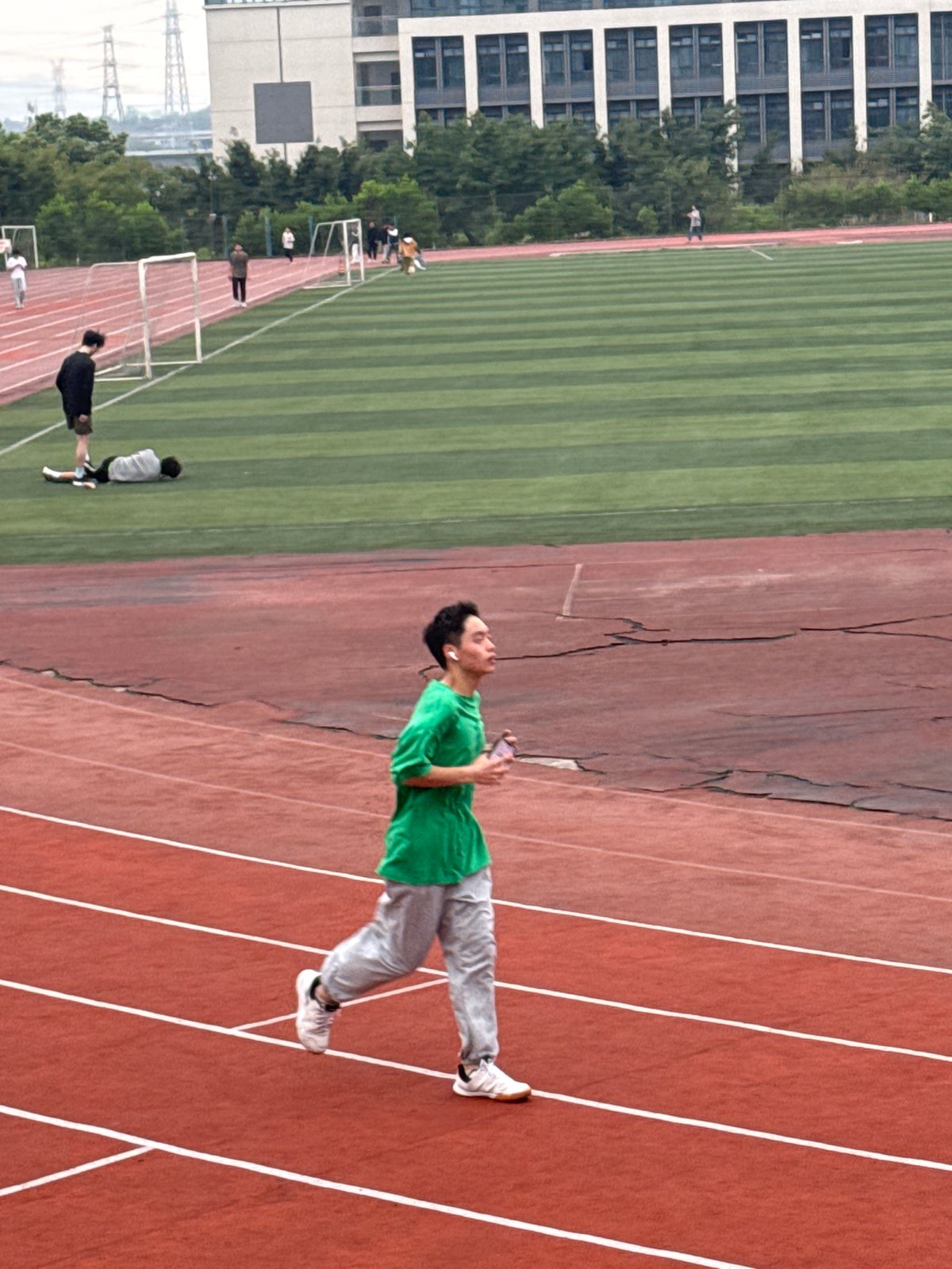 Stadium activity captured in Jiangjin with mobile phone users