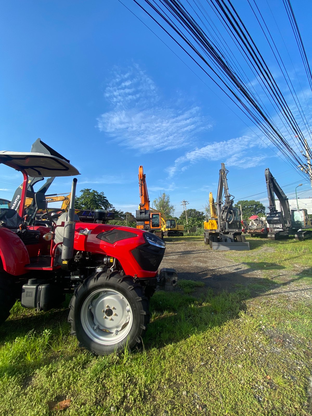 Everyday street scenes across Davao City on a sunny afternoon