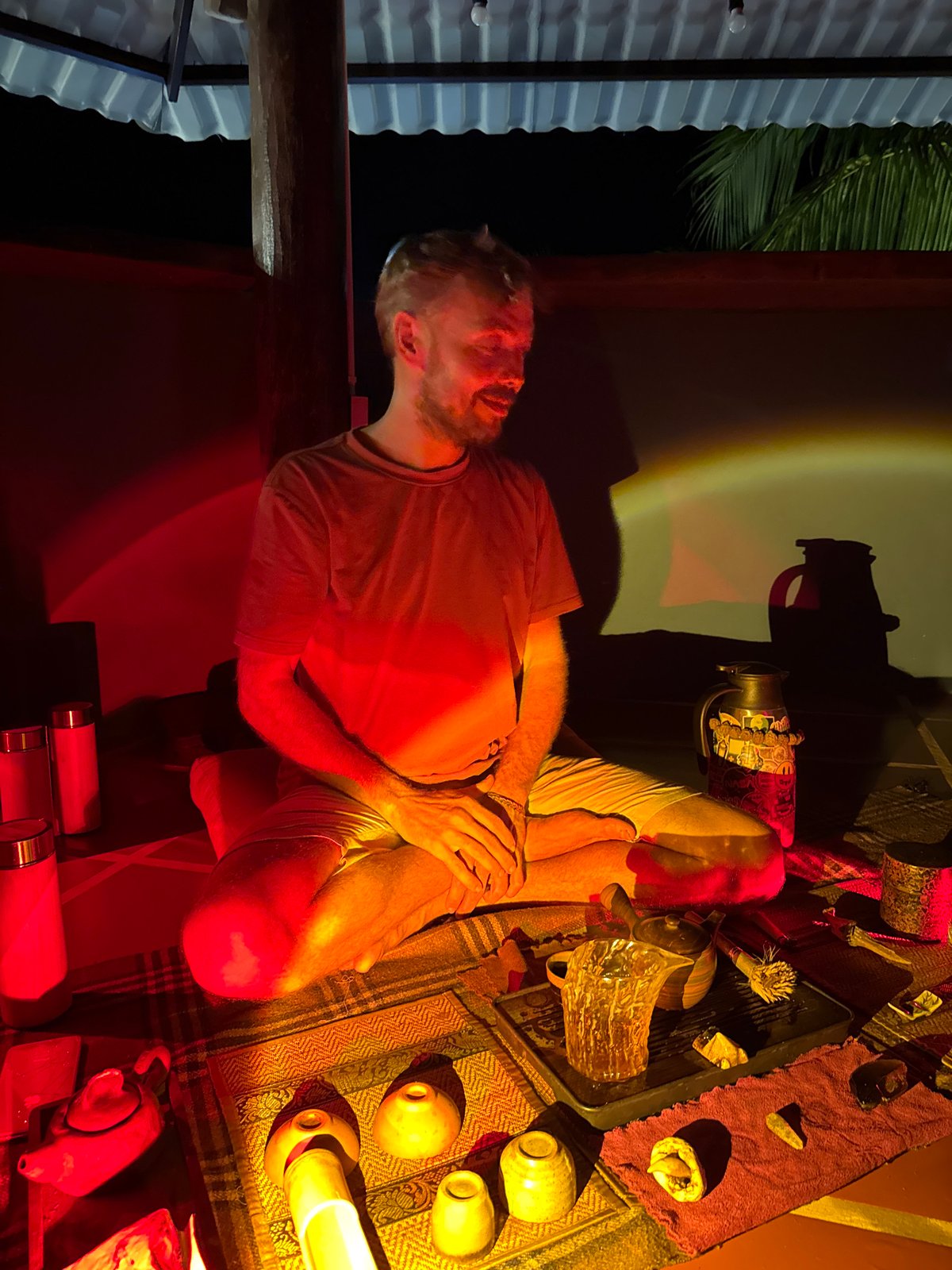 Late-night tea ceremony in Mui Ne, filmed up close