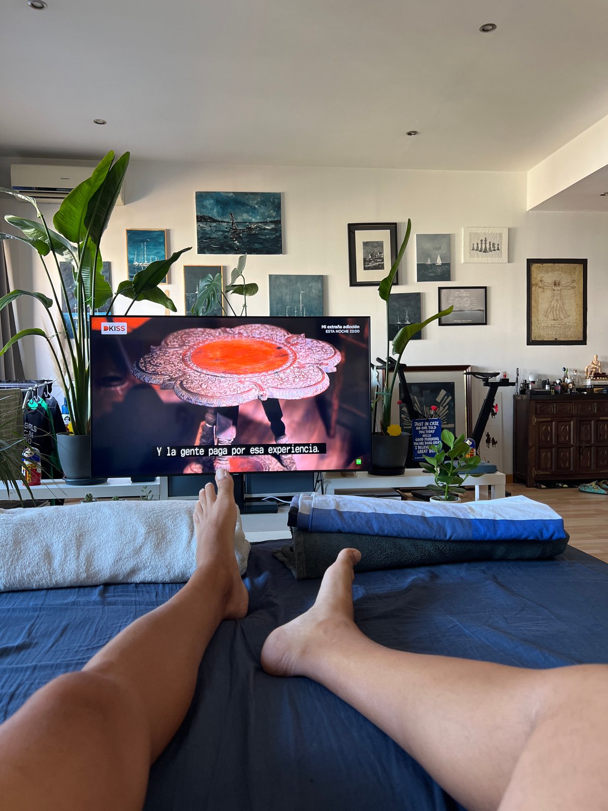 Morning documentation of domestic scenes and vlog content preparation