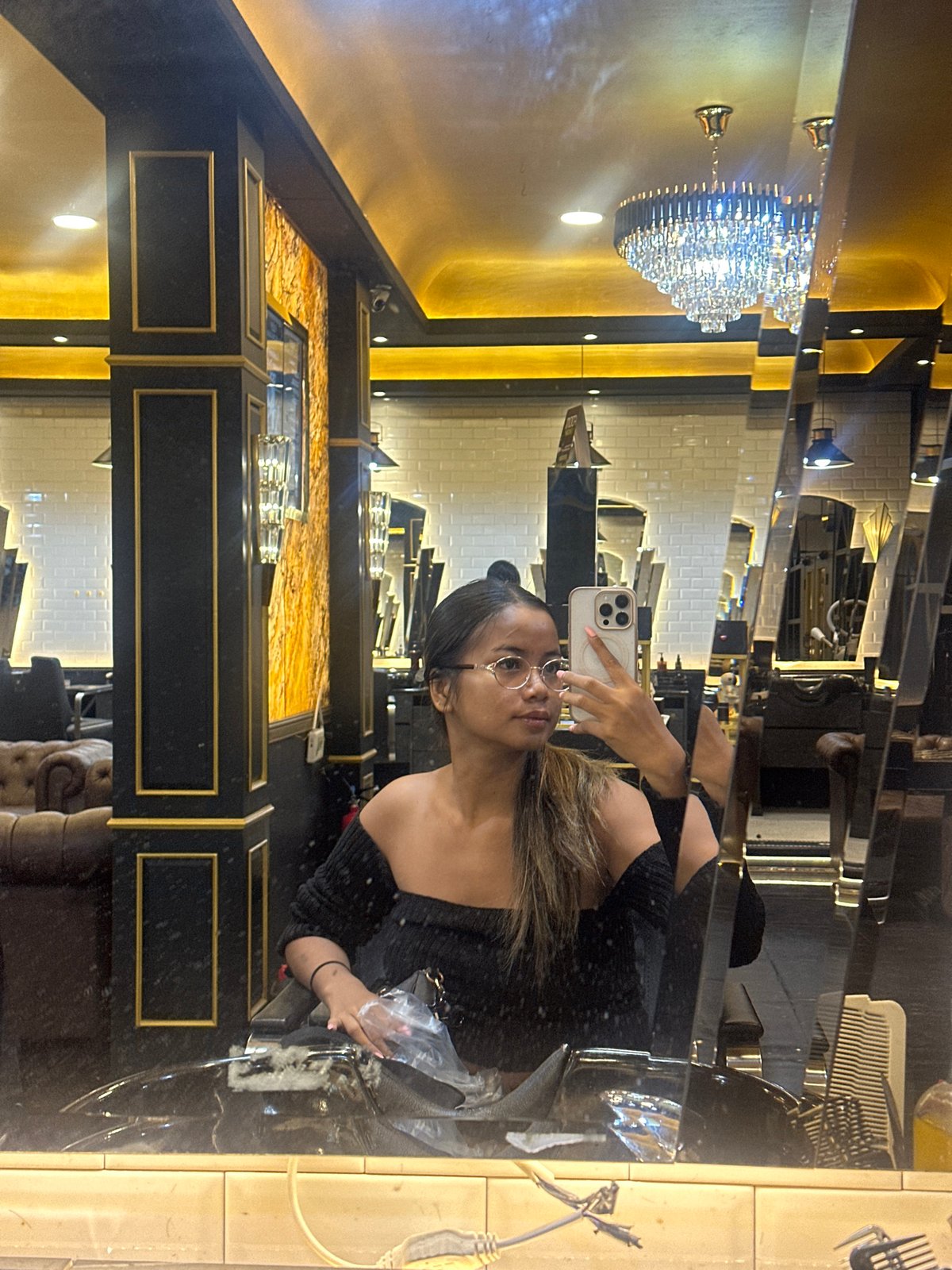 Routine salon visits documented across North Jakarta establishments