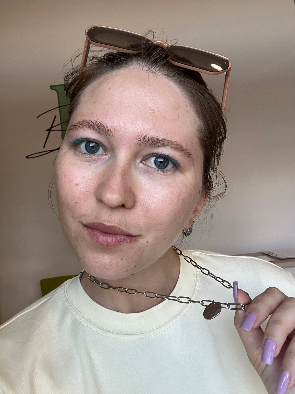 Woman documents makeup experiment and coffee break in Podgorica