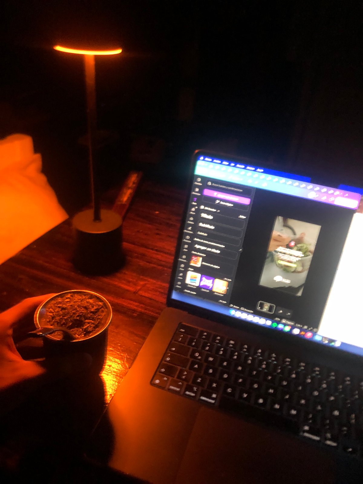 Video editing session documented in Beccar, Argentina