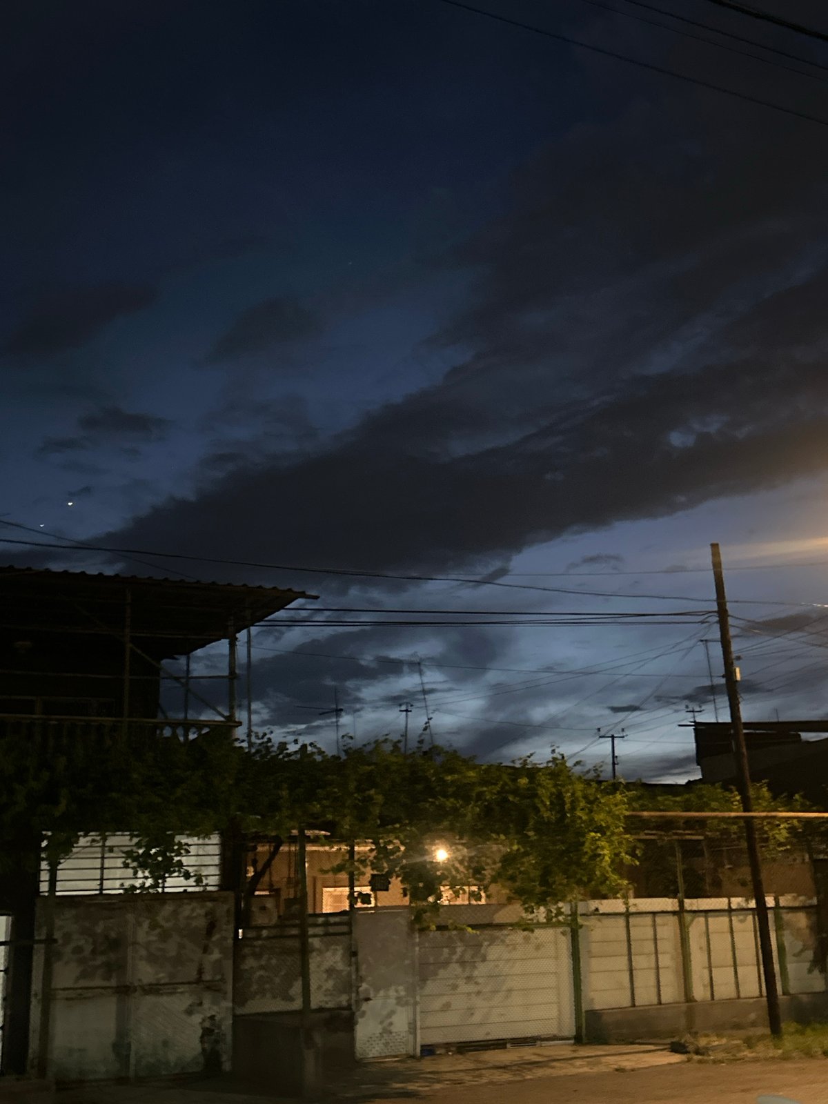 Evening documentation captures street scenes and close-ups in Yerevan