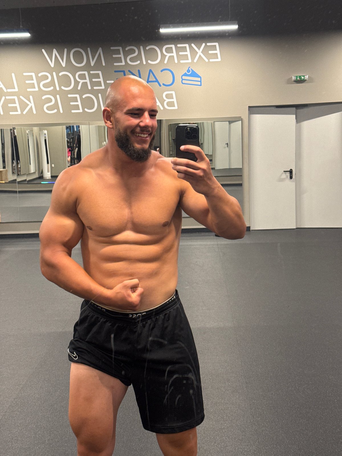 Gym mirror selfie session in Sofia, multiple angles