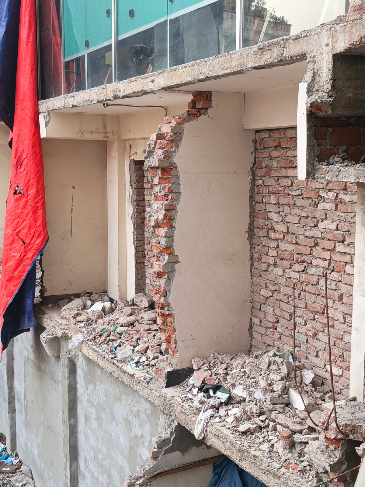 Dhaka Metro Rail System Documented During Morning Operations