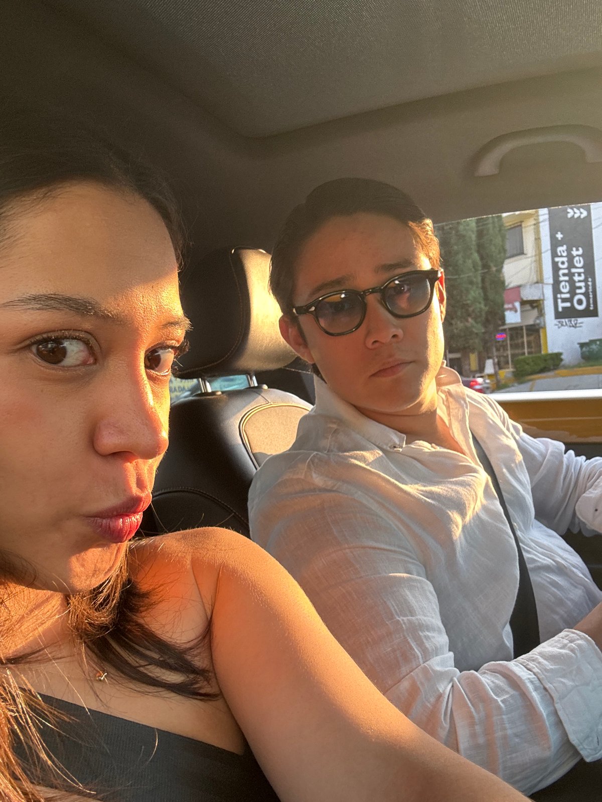 Two people observed in car in Puebla, Mexico