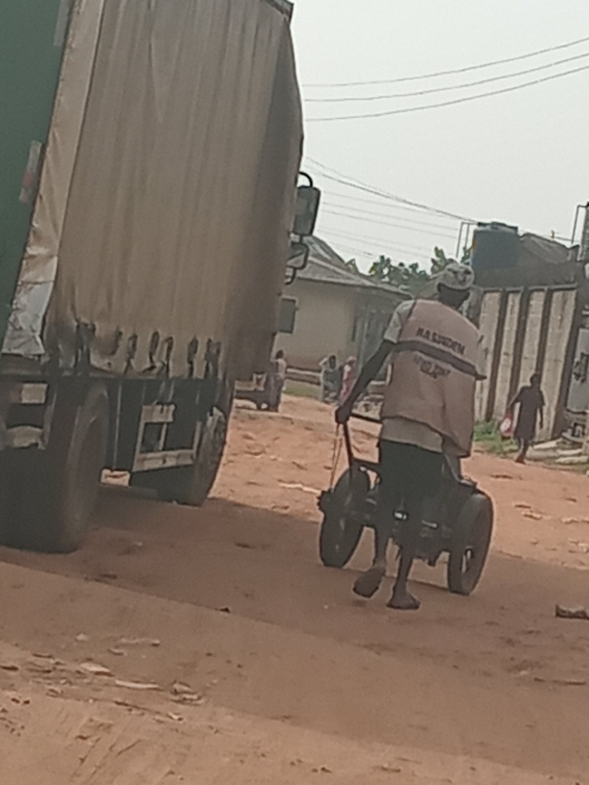 Morning life documented across Shagamu, Nigeria streets and homes
