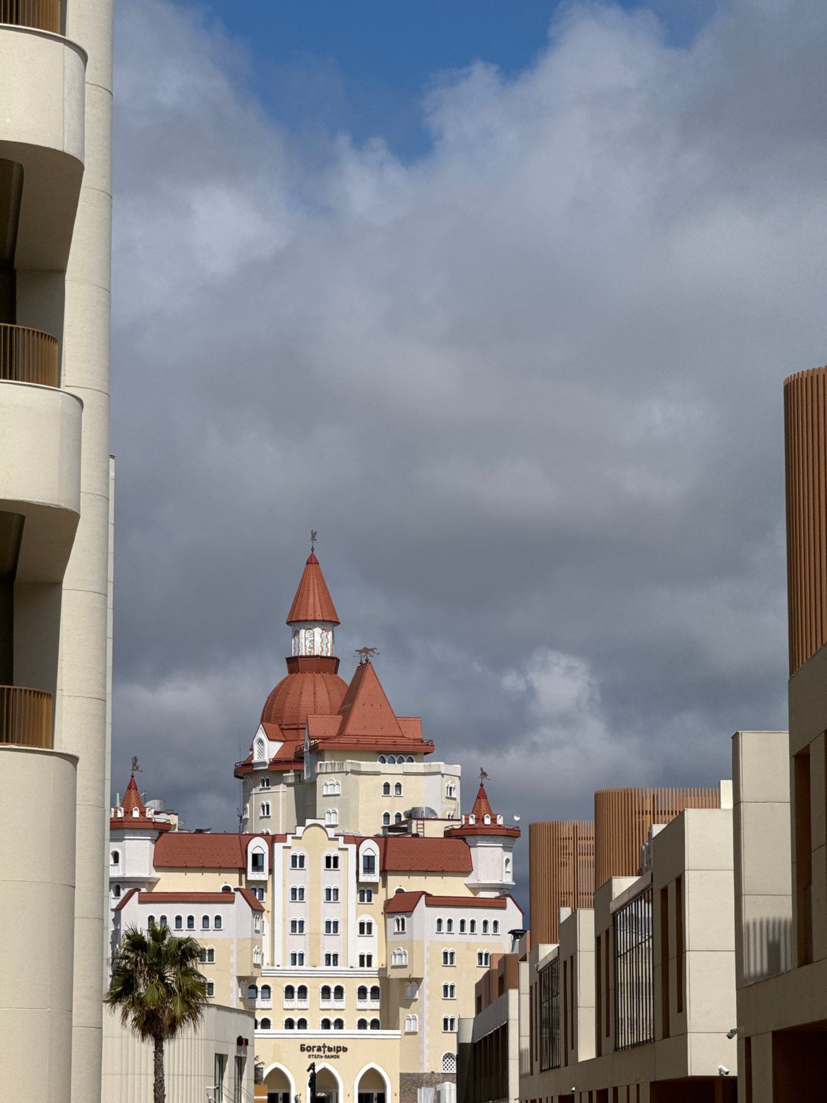 Morning walkthrough captures modern Sirius cityscape and castle hotel