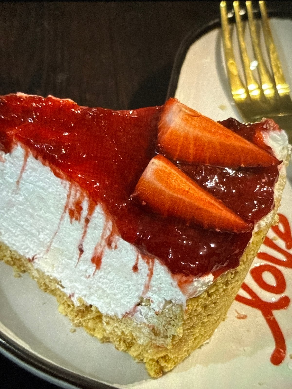Ordinary moments captured across Sofia: dessert, portrait, flowers