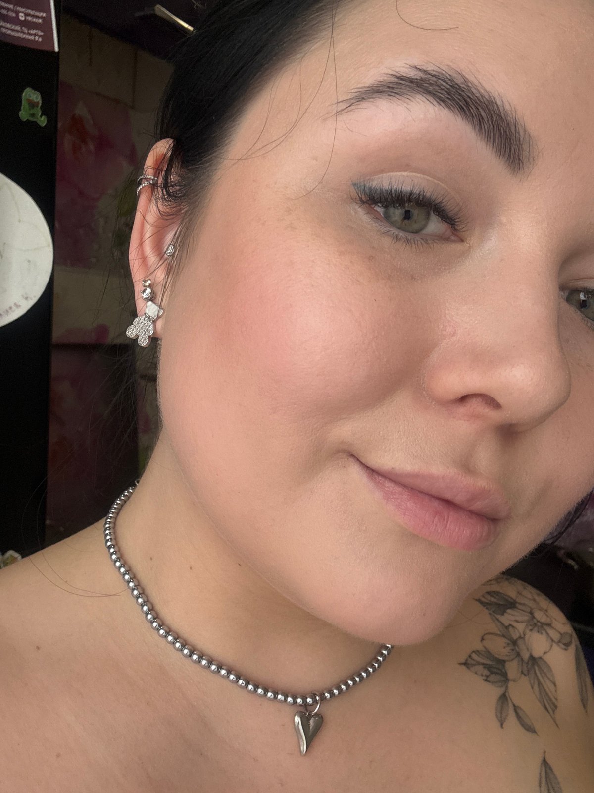Young woman documents morning routine in Chaikovsky, Russia selfies