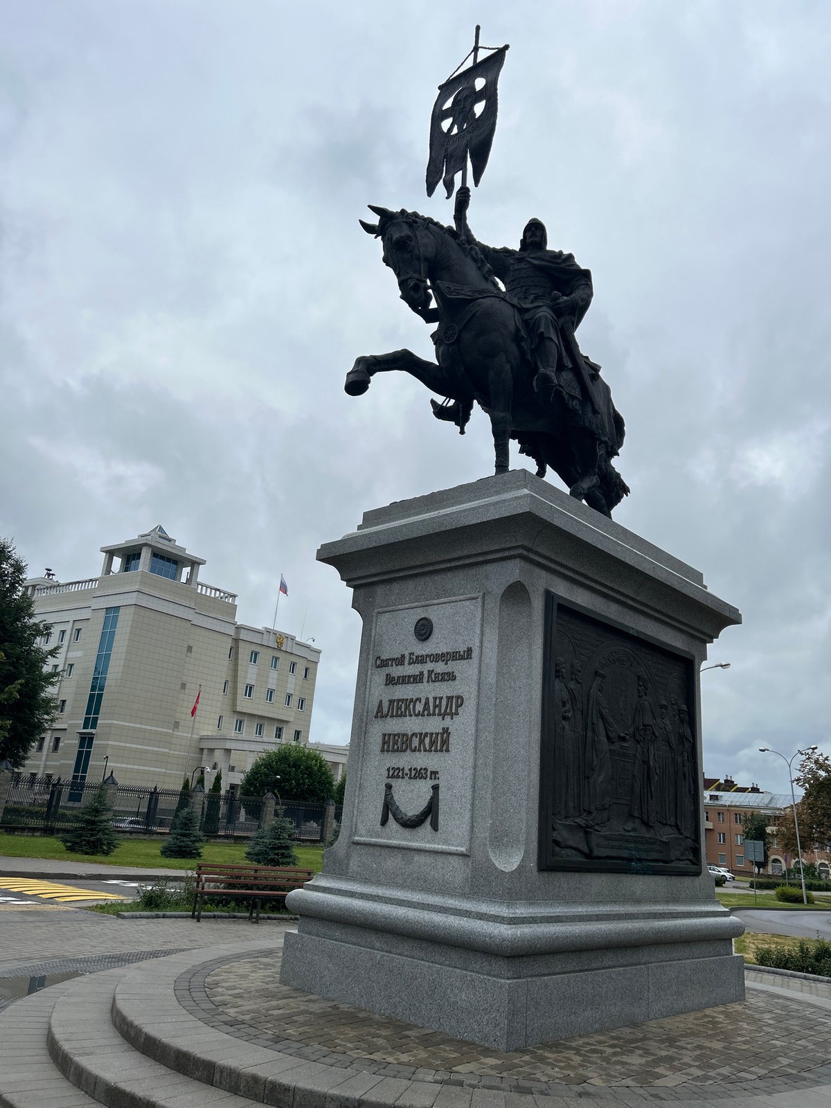 Alexander Nevsky monument and Russian-flagged building in Minsk