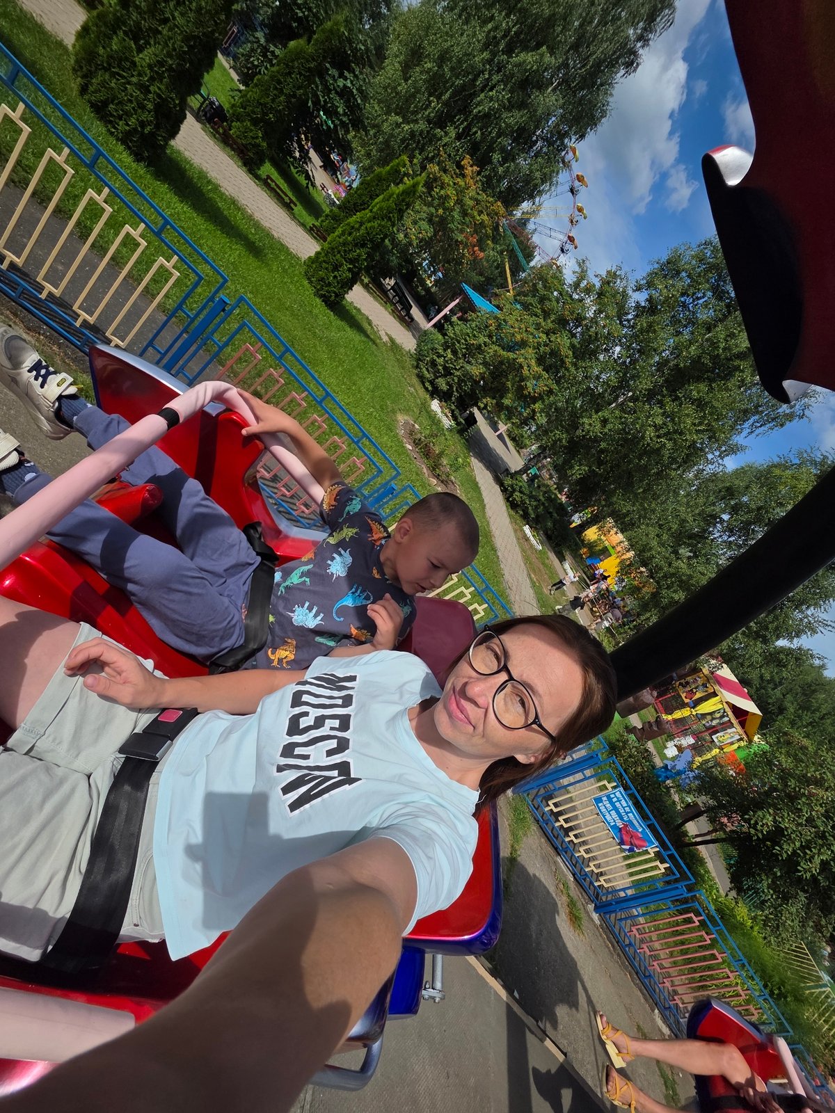 Fruit-themed Ferris wheel and sandbox play at Chaikovsky park