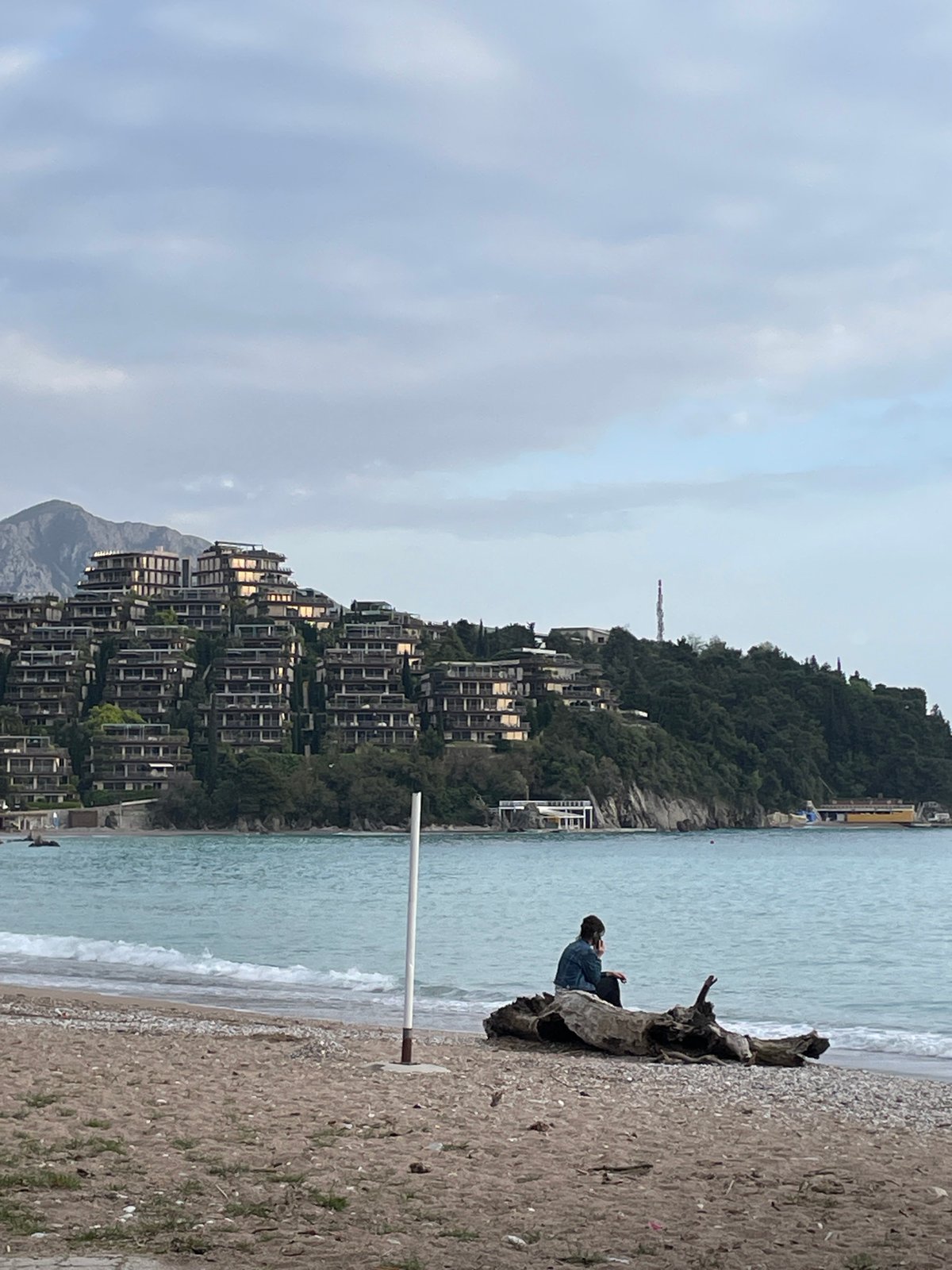 Casual beach moments captured along Budva waterfront Tuesday afternoon