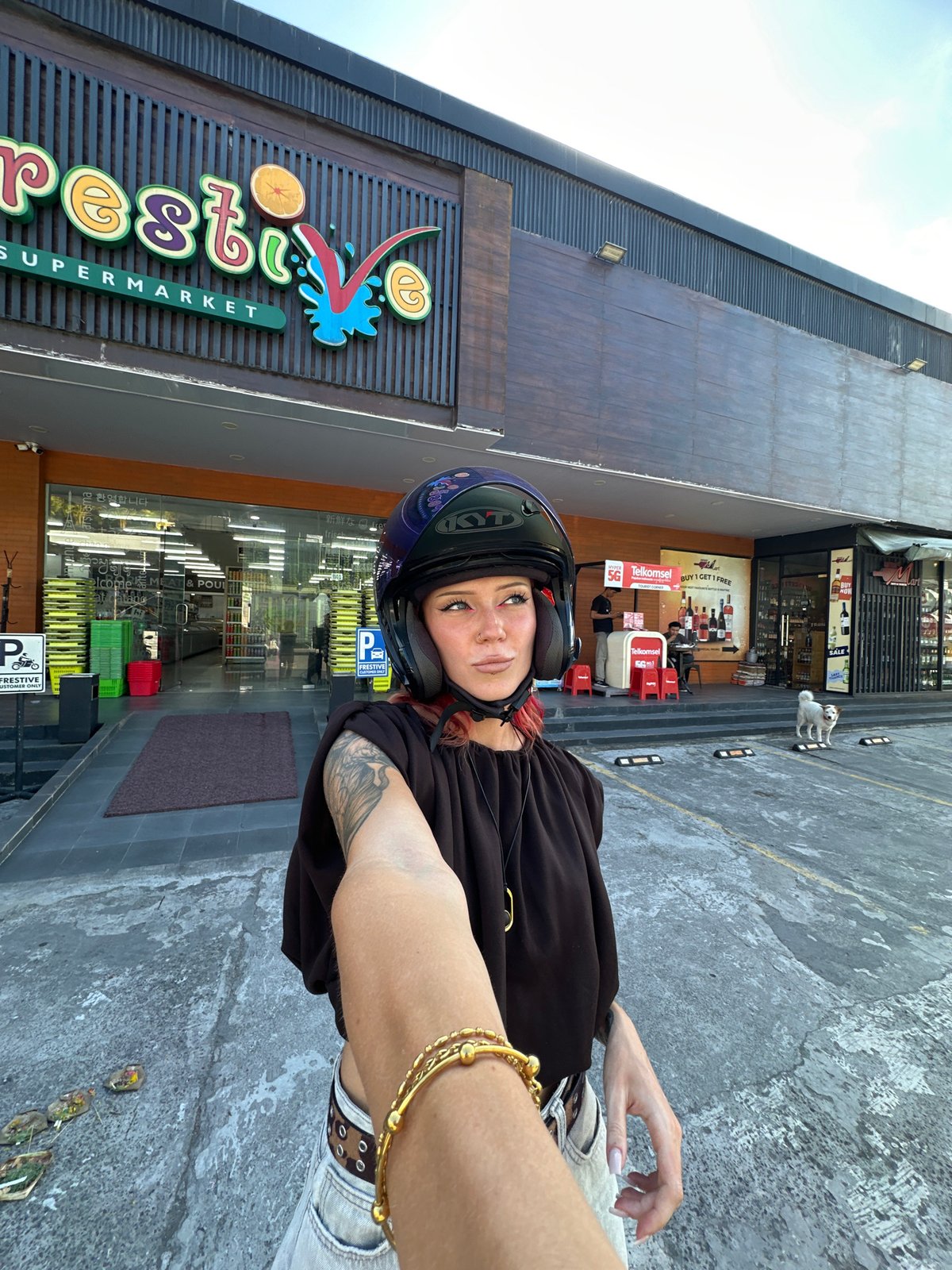 Morning motorcycle journey through North Kuta includes shopping stop